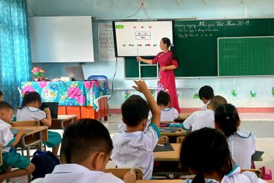 Hội thi GVDG cấp trường: Chào mừng kỉ niệm 40 năm ngày NGVN 20/11